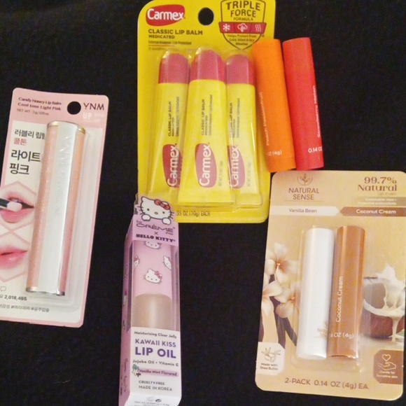 All The Lippies - Picture 4 of 4